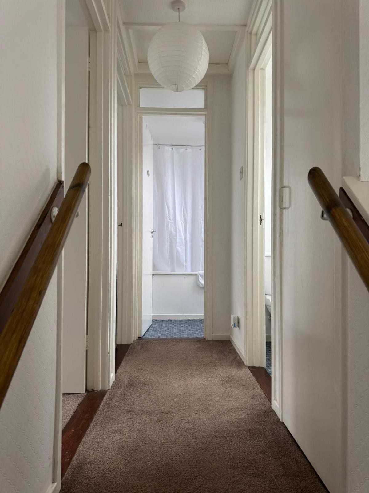 Large 2 Bedroom House Wombridge Екстер'єр фото